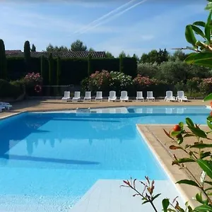 https://le-mazet-40.fr-provencehotel.com