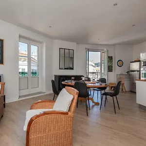 https://le-sky-3-bedroom-apartment.fr-provencehotel.com